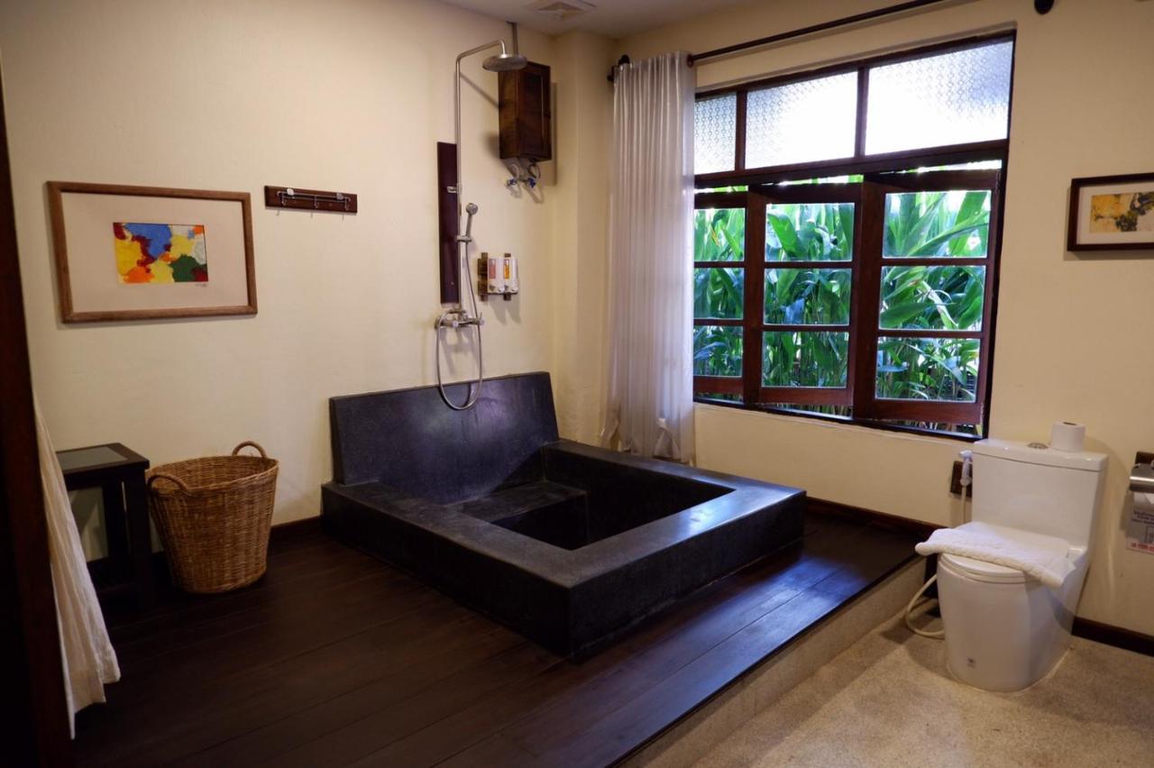 Sunny V Hotel Chiang Mai Exterior photo