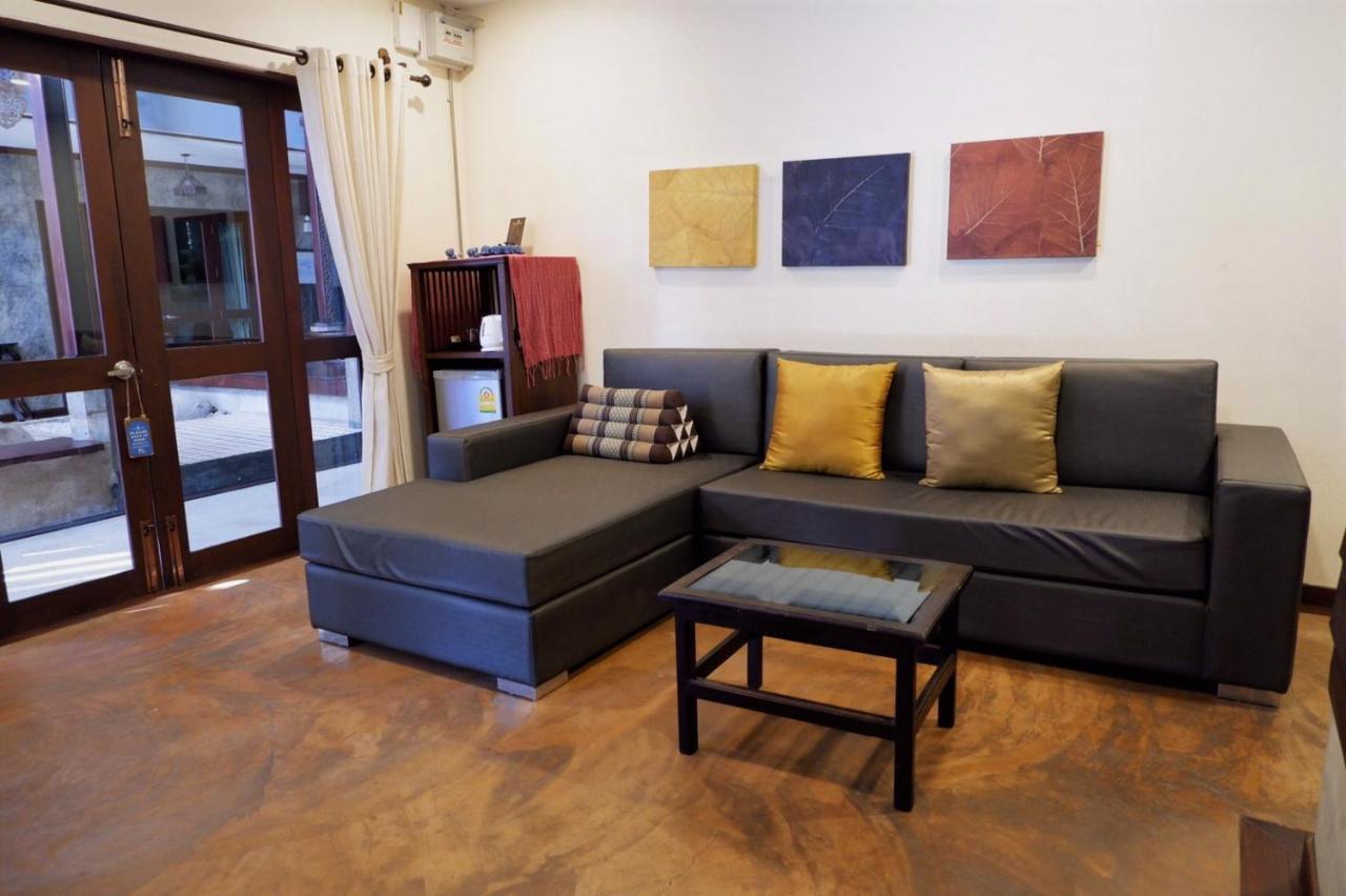Sunny V Hotel Chiang Mai Exterior photo