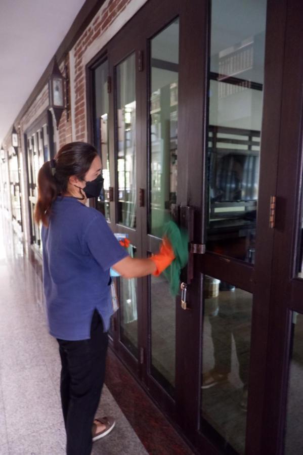 Sunny V Hotel Chiang Mai Exterior photo