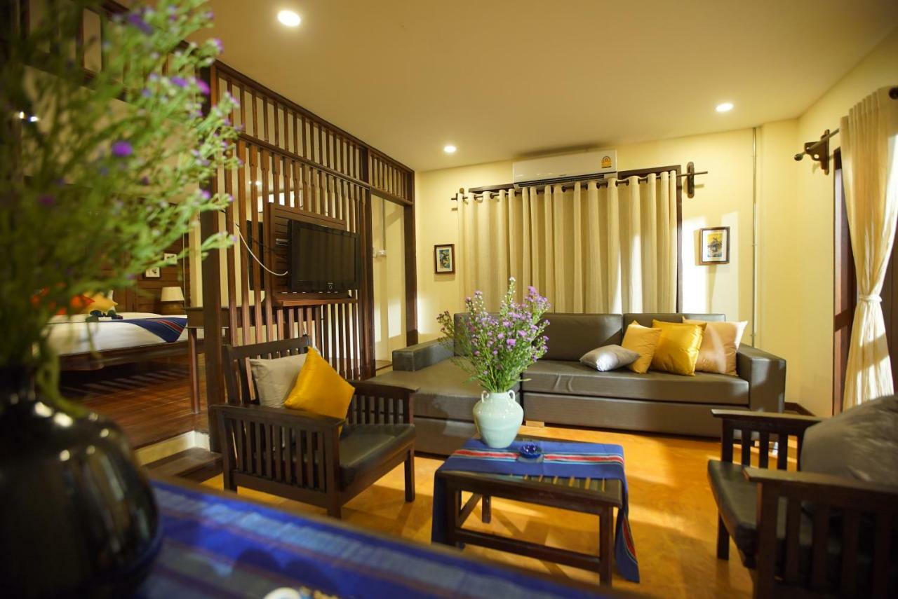 Sunny V Hotel Chiang Mai Exterior photo
