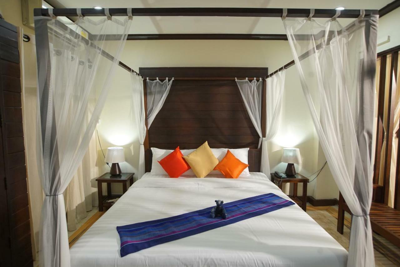 Sunny V Hotel Chiang Mai Exterior photo