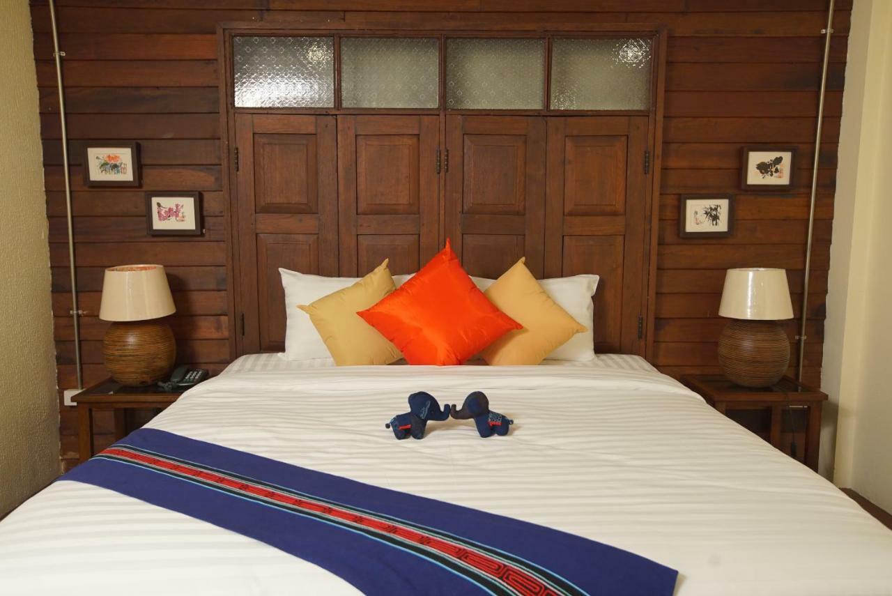 Sunny V Hotel Chiang Mai Exterior photo