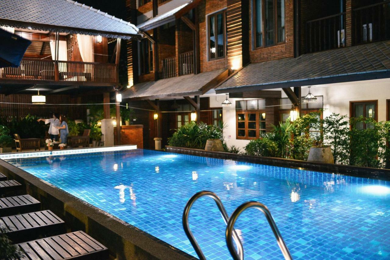 Sunny V Hotel Chiang Mai Exterior photo
