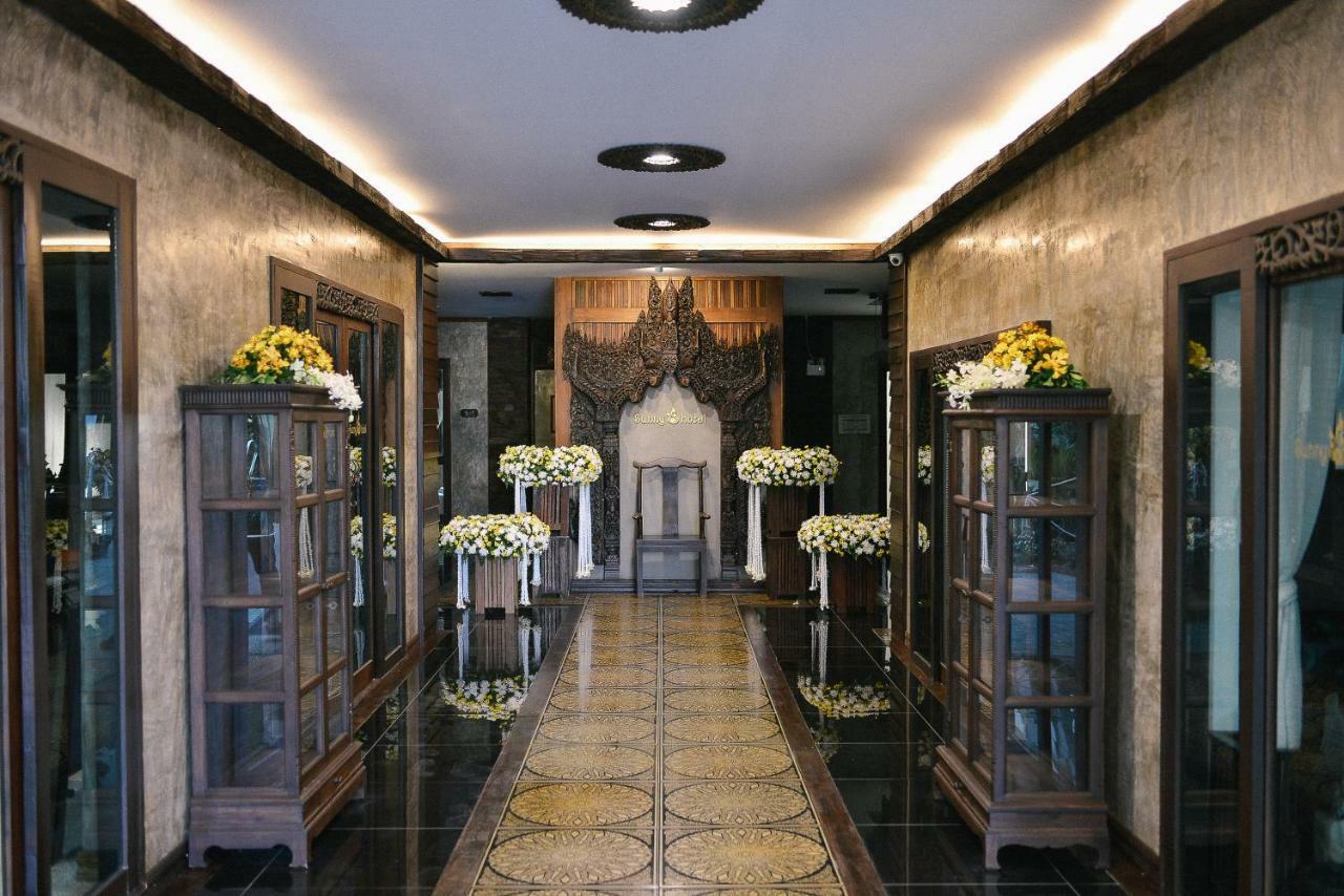 Sunny V Hotel Chiang Mai Exterior photo