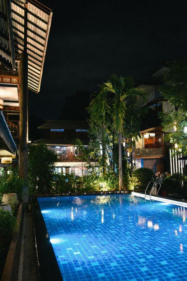 Sunny V Hotel Chiang Mai Exterior photo